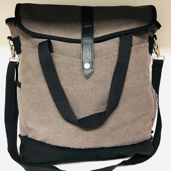 field&co Handbags - Field&CO Hudson laptop computer tablet Tote New